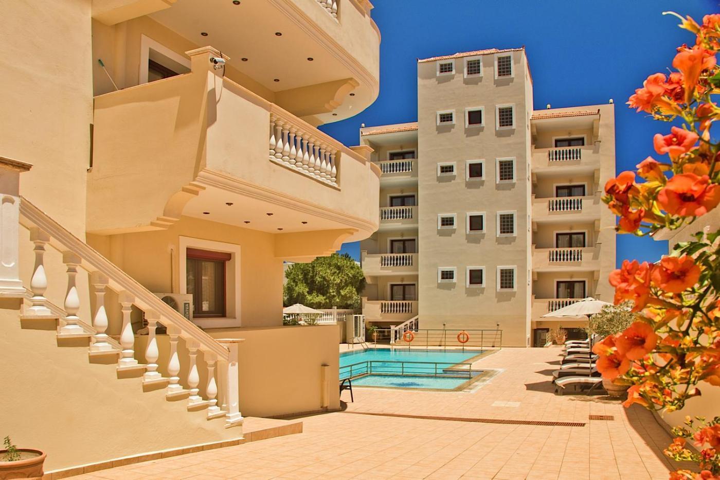 Socrates Hotel Apartments Cárpatos Exterior foto